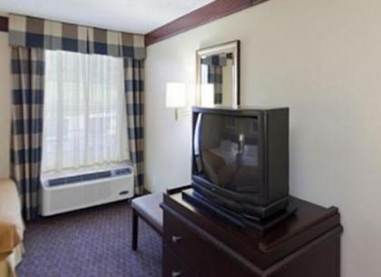 Days Inn & Suites by Wyndham Tahlequah - image 3