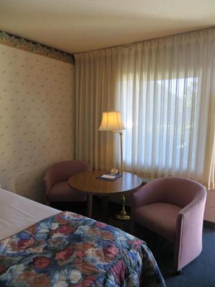 Americas Best Value Inn Tahoe City - image 4