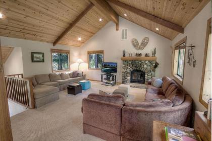 Sunnyside Up by Lake Tahoe Accommodations - image 11