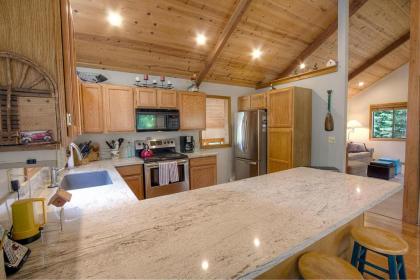 Sunnyside Up by Lake Tahoe Accommodations - image 17