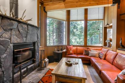 Alpine Creek Retreat - image 1