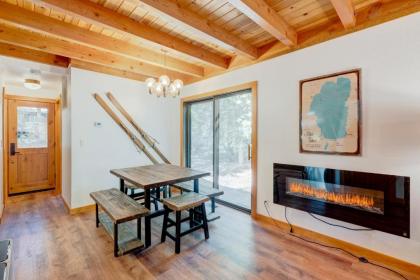 West Shore Chalet - image 7