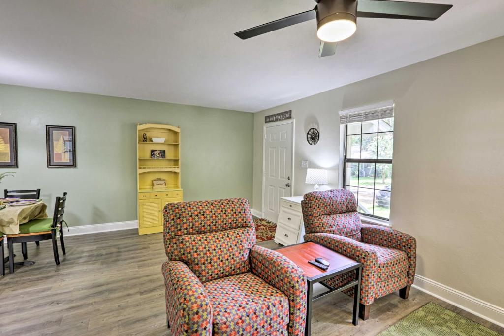 Charming Tallahassee Townhouse - 3 half Miles to FSU! - image 5