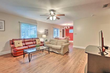 Pet-Friendly Tallahassee Home Close to FSU! - image 3