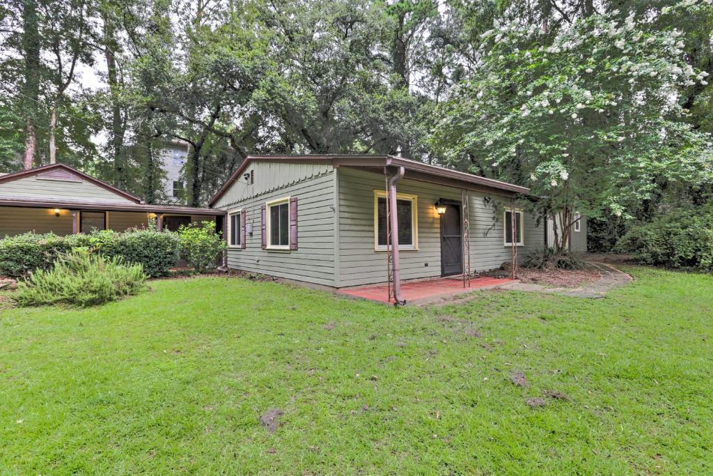 Pet-Friendly Tallahassee Home Close to FSU! - image 4