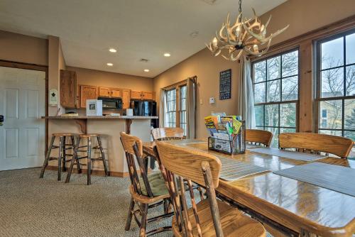 Tannersville Home with Deck View 1 Mi to Camelback! - image 5