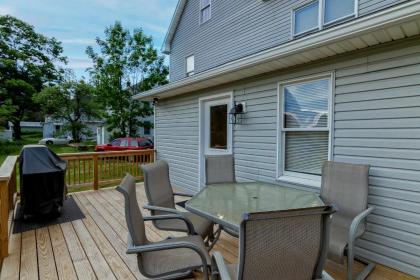 Newly renovated 3 bedroom house in the heart of Tannersville - image 2