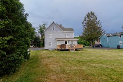 Newly renovated 3 bedroom house in the heart of Tannersville - image 6