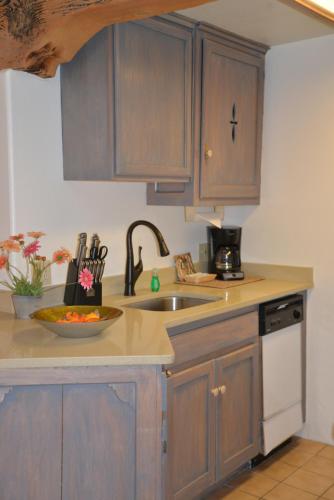 Powderhorn Vacation Rentals - image 2