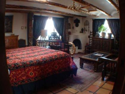 La Dona Luz Inn an Historic B&B - image 5