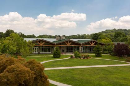 Sleepy Hollow Hotel & Conference Center - image 10