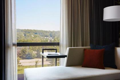 Westchester Marriott - image 2