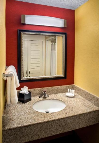 Courtyard by Marriott Tarrytown Westchester County - image 3