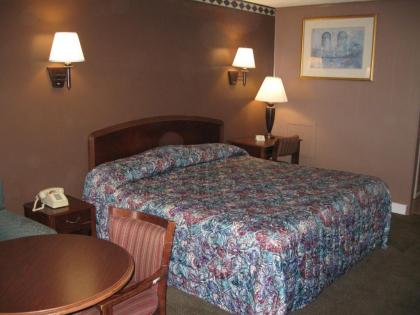 Fincastle Motor Inn - image 5