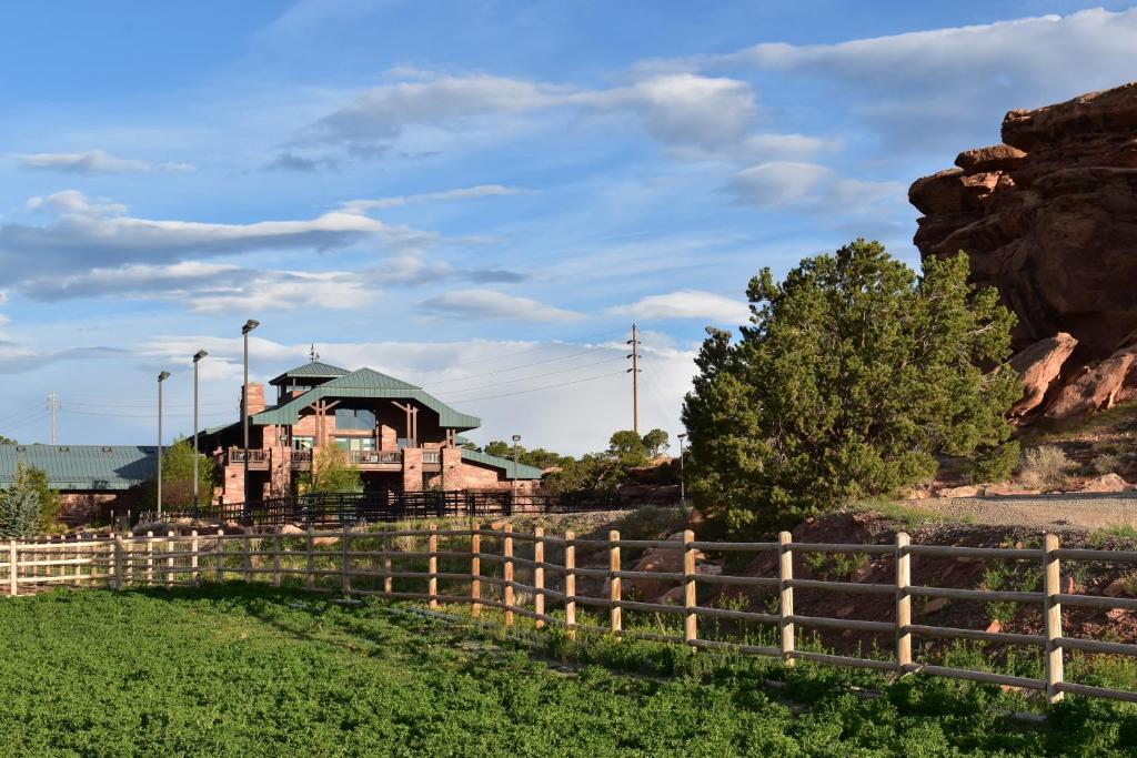 Cougar Ridge Lodge - Casitas - main image