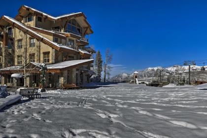 Luxurious Ski-In and Ski-Out Telluride MTN Escape - image 6