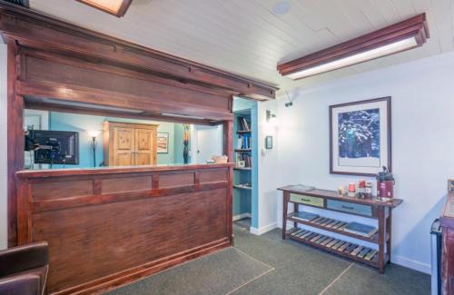 Mountainside Inn 303 by Alpine Lodging Telluride - image 4