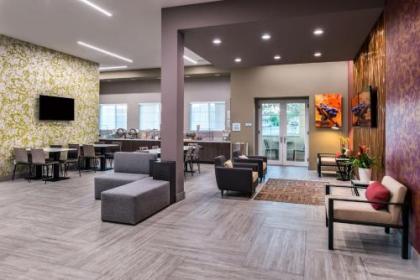 Best Western Plus Temecula Wine Country Hotel & Suites - image 3