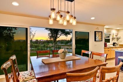 TV-392 - The Vineyard Estate - image 10