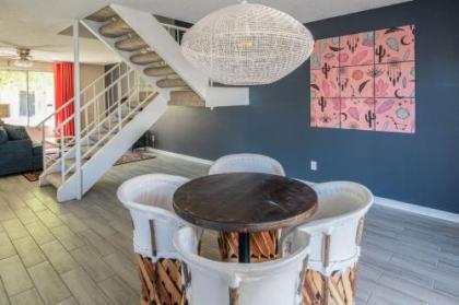 Stylish 3BR Townhome in Tempe by WanderJaunt - image 4