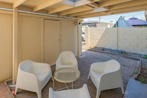 Stylish 3BR Townhome in Tempe by WanderJaunt - image 5