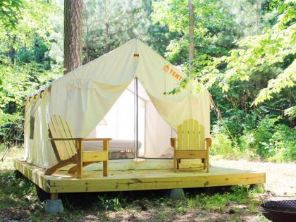 Tentrr - Sweet Gum: Woodsy Glamping Retreat Near Chincoteague Island!