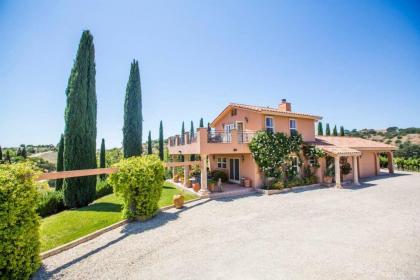 Aterno Vineyard Guest House - image 14