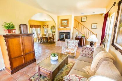 Aterno Vineyard Guest House - image 8