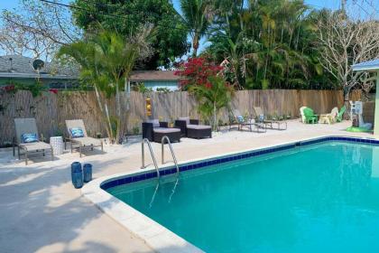 Pet-Friendly Home Less Than 5 Miles to Jupiter Beach Park - image 1