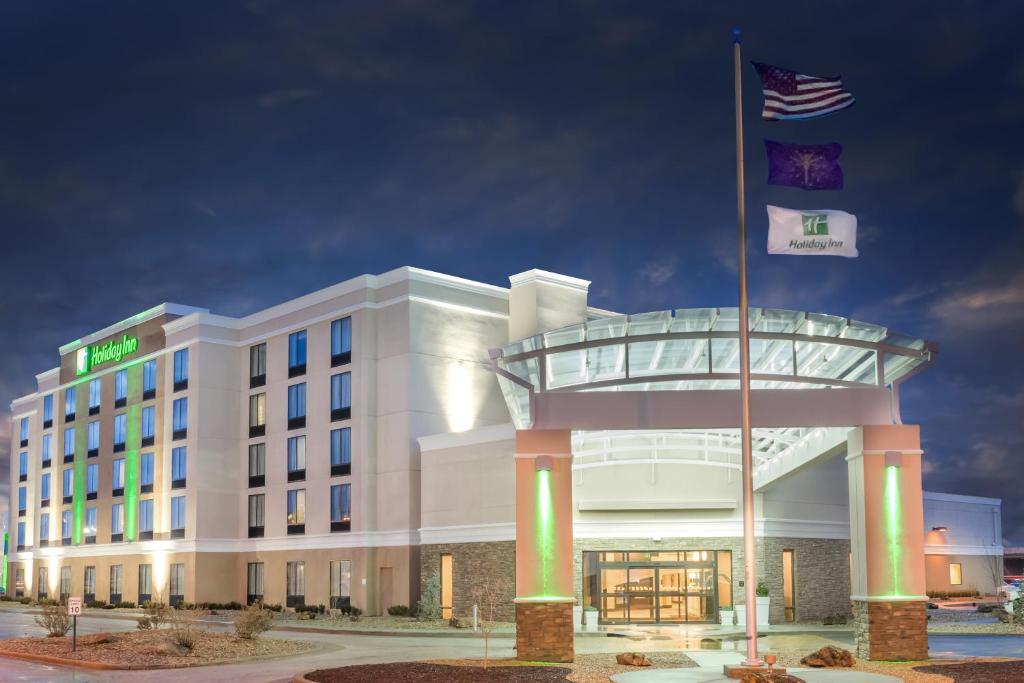 Holiday Inn - Terre Haute an IHG Hotel - main image