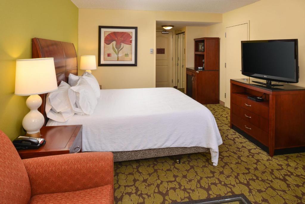 Hilton Garden Inn Terre Haute - image 6