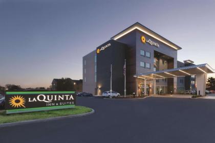 La Quinta by Wyndham Terre Haute - image 14