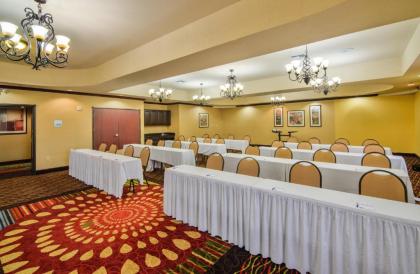 Holiday Inn Express Hotel & Suites Terrell an IHG Hotel - image 16