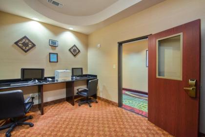 Holiday Inn Express Hotel & Suites Terrell an IHG Hotel - image 18