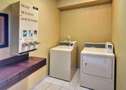 Quality Inn and Suites Terrell - image 14