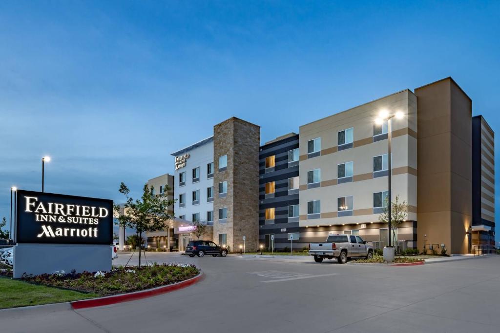 Fairfield Inn & Suites by Marriott Terrell - main image