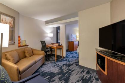 Fairfield Inn & Suites by Marriott Texarkana - image 12