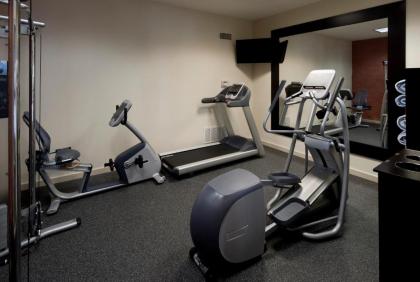 Hampton Inn & Suites Texarkana - image 9