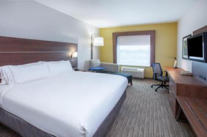 Holiday Inn Express Hotel and Suites Texarkana an IHG Hotel - image 7