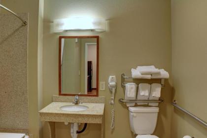 Candlewood Suites Texarkana an IHG Hotel - image 10