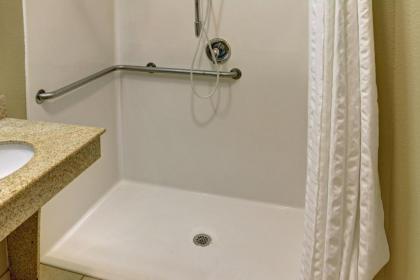 Candlewood Suites Texarkana an IHG Hotel - image 15