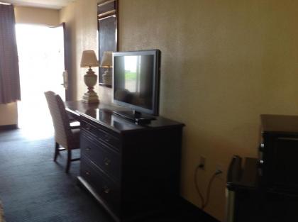 Executive Inn Texarkana - image 11