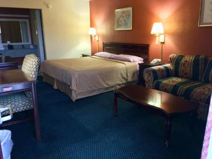 Executive Inn Texarkana - image 2