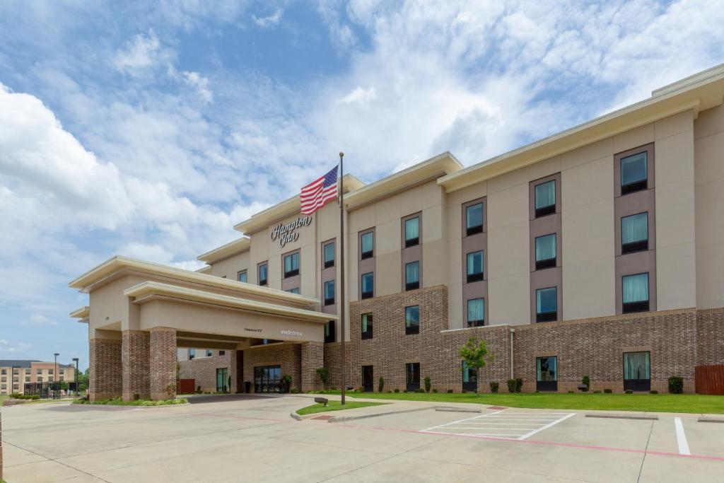 Hampton Inn Texarkana - main image