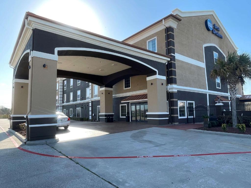 Comfort Inn & Suites Texas City - main image