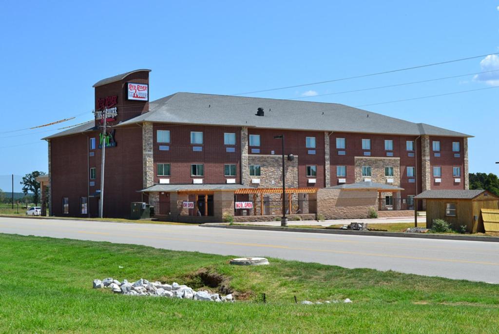 Red River Inn and Suites - main image