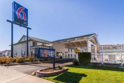 Motel 6-The Dalles OR - image 15