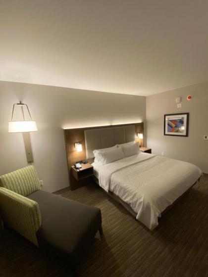 Holiday Inn Express & Suites - The Dalles an IHG Hotel - image 10