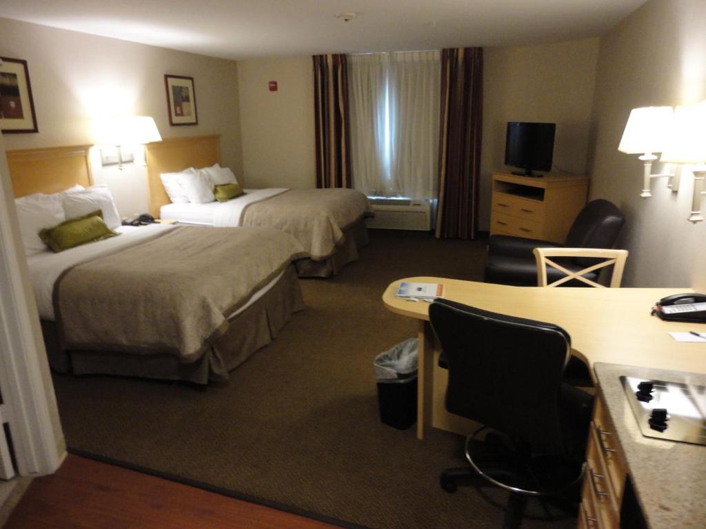 Candlewood Suites Houston The Woodlands an IHG Hotel - image 2