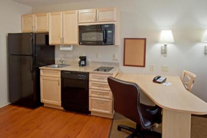 Candlewood Suites Houston The Woodlands an IHG Hotel - image 5